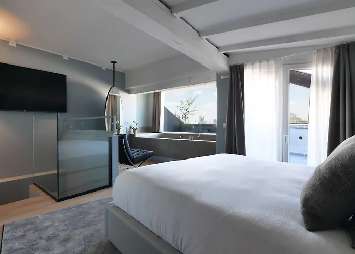 Prestige Boutique - Piazza Duomo View Apartamento 4*