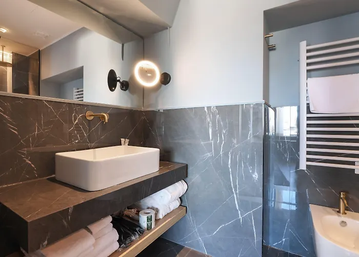 Prestige Boutique - Piazza Duomo View Milán