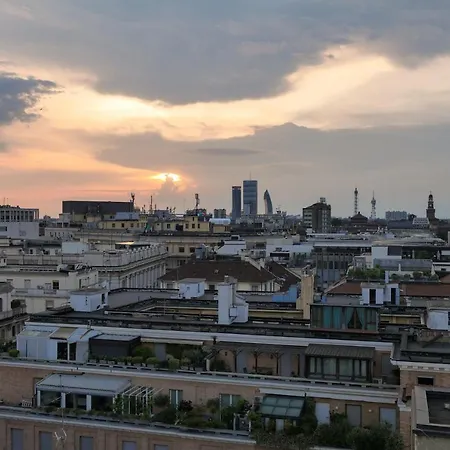 Prestige Boutique - Piazza Duomo View Milan
