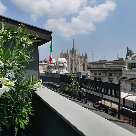 Apartment Prestige Boutique - Piazza Duomo View Milan