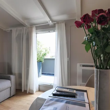 Apartment Prestige Boutique - Piazza Duomo View Milan