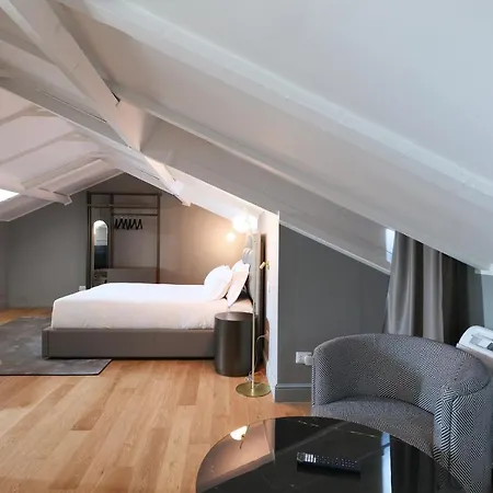 Apartment Prestige Boutique - Piazza Duomo View Milan